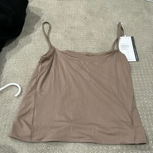 Wundermost spaghetti strap tank Lululemon tank NwT large